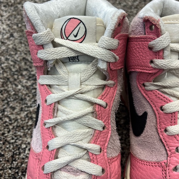 Nike Dunk High Hoops Pack Pink Sneakers DX3359-600 Women Size 7 Valentines - Picture 2 of 7